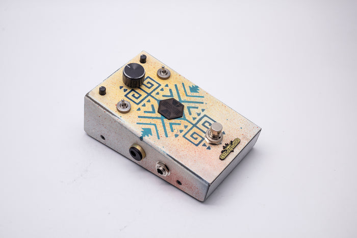 Beetronics FX Overhive *Custom Series* OV881