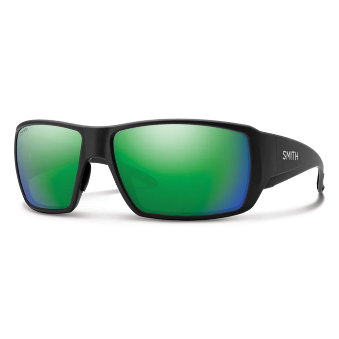 Smith Optics - Guides Choice (XL) sunglasses with black frame and green polarized lenses designed for fishing, providing glare reduction and enhanced visual clarity.